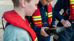 Jugendfeuerwehr Eckel zu Besuch bei der DLRG Seevetal