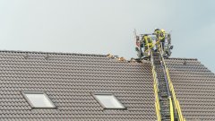 Blitzeinschlag löst Großeinsatz in Eckel aus