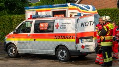 Blitzeinschlag löst Großeinsatz in Eckel aus