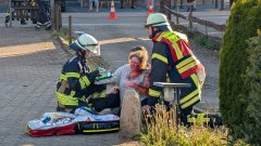 Brennende Mülltonne griff auf Gebäude über – Einsatzkräfte übten anspruchsvolles Szenario