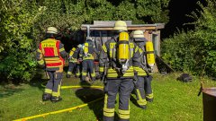 Brand an Gartenlaube nach Verpuffung einer Gasflasche